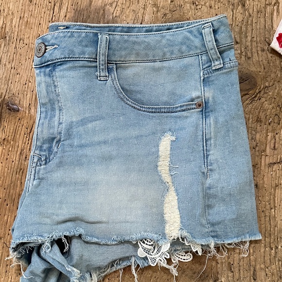 Express Frayed Light Blue Jean Shorts - Picture 5 of 5